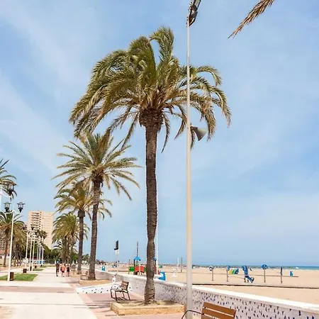 La Llar45 , Relájate Junto Al Mar *