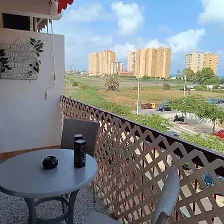 Apartment La Llar45 , Relajate Junto Al Mar
