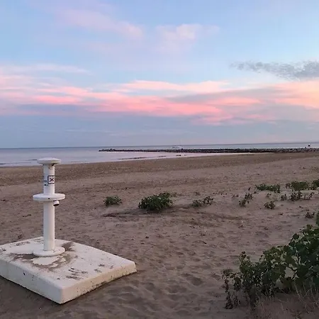 La Llar45 , Relajate Junto Al Mar