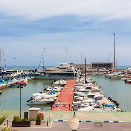 Apartment La Llar45 , Relajate Junto Al Mar