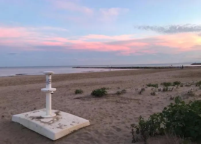 La Llar45 , Relájate Junto Al Mar